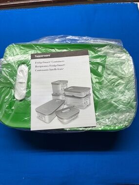 Tupperware Bright Green FridgeSmart Storage Container